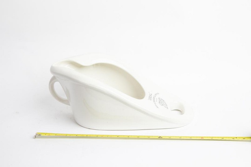 Slipper Bed Pan Ceramic